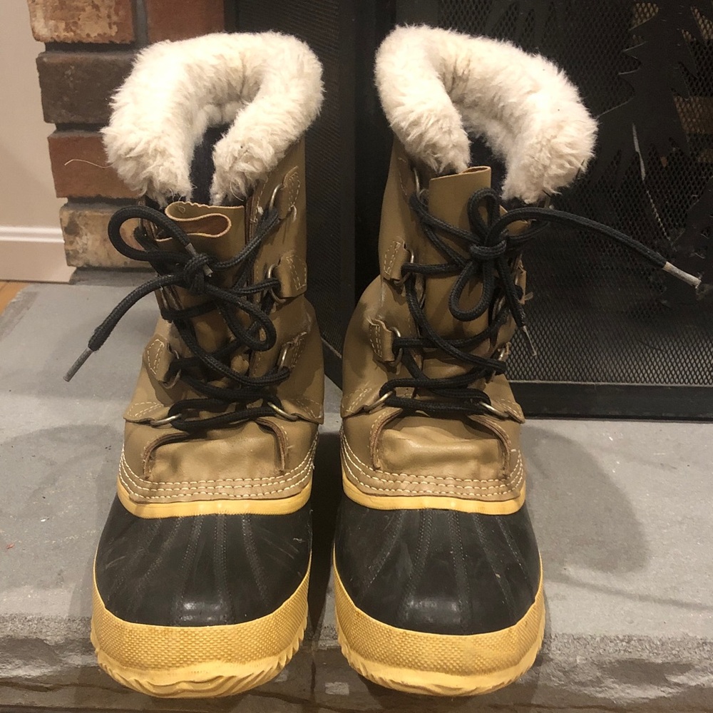 Sorel Caribou boots